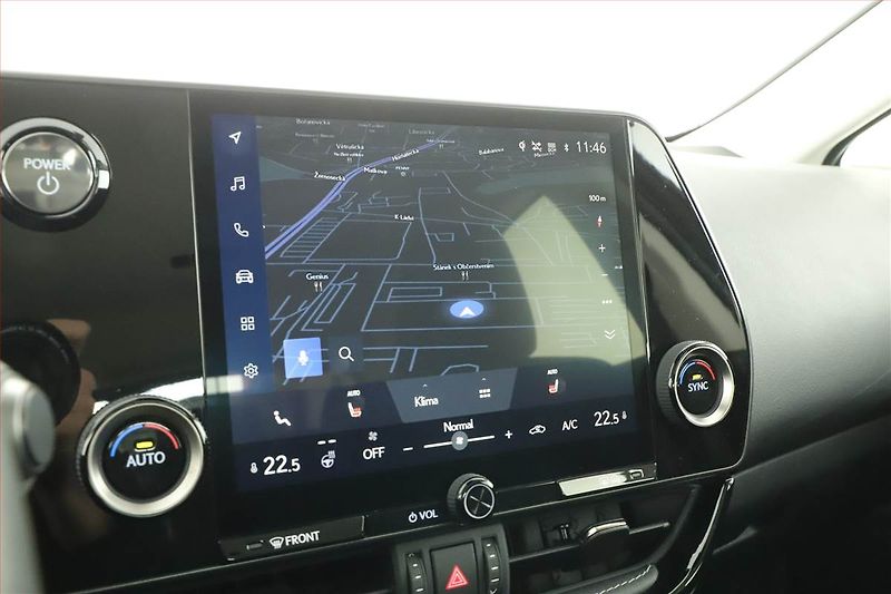 Lexus NX 200t (2024) 350h - fotka 10 z 16