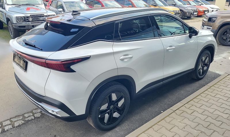 Omoda 5 (2025) PREMIUM 1,6 TGDI - fotka 9 z 26