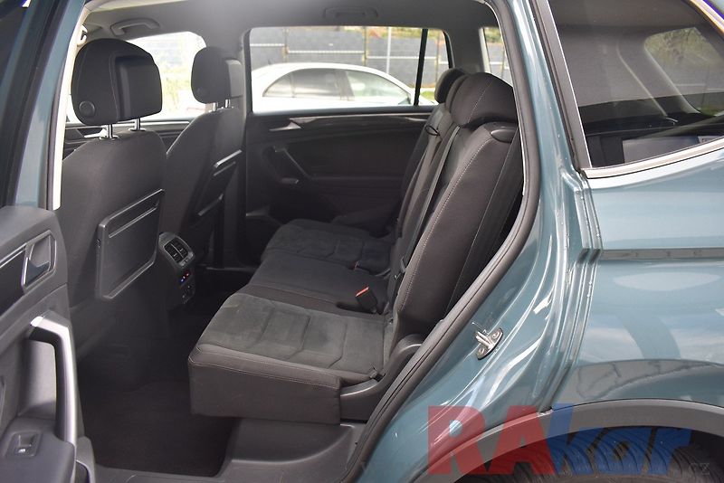 Volkswagen Tiguan Allspace (2021) Highline 2,0 TSI 4Motion,7míst - fotka 11 z 33