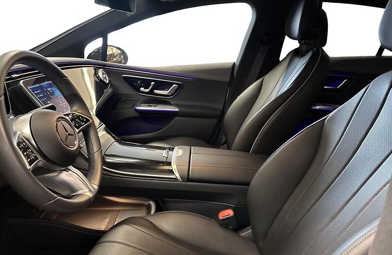 Mercedes-Benz EQE 350 AMG 4M Kamera Tažné - fotka 12 z 22