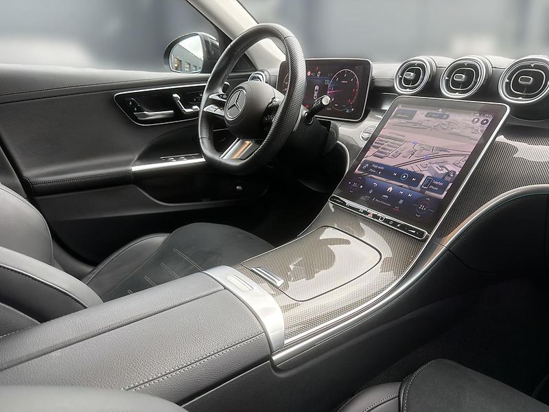 Mercedes-Benz Třídy C C 220 d 4MATIC - fotka 12 z 16