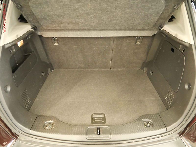 Opel Mokka (2014) 1.4T, 1.maj,ČR, AC, tempo - fotka 7 z 21