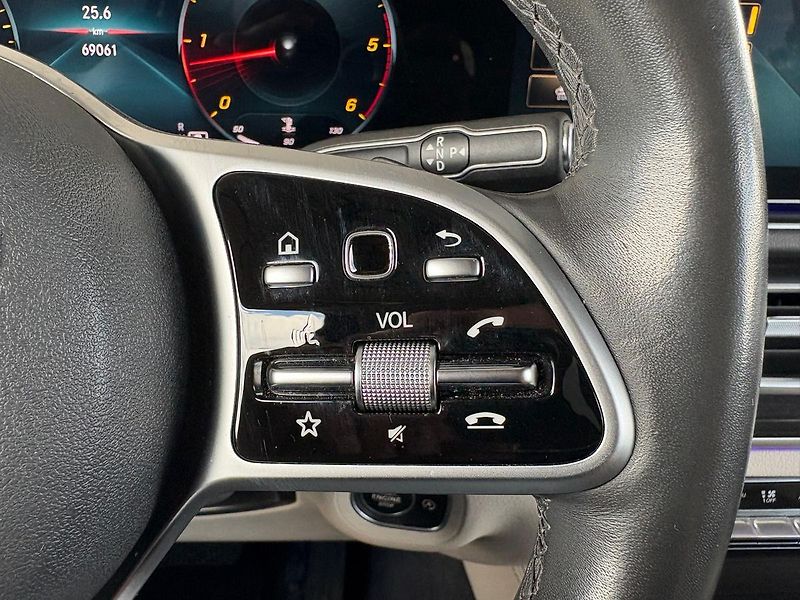 Mercedes-Benz GLS 350d 4Matic Vzduch Masáže DPH - fotka 29 z 36