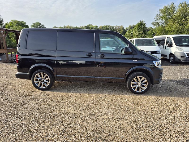 Volkswagen Transporter (2018) T6 110Kw Comfort  - fotka 4 z 33