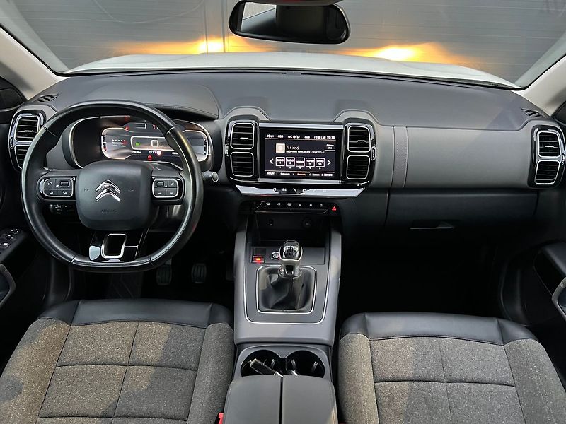 Citroën C5 Aircross (2019) 1.2 PureTech 96kW SHINE - fotka 22 z 49