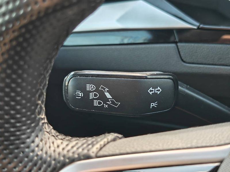 Volkswagen Arteon R-Line 6G 2,0TDI - fotka 13 z 23