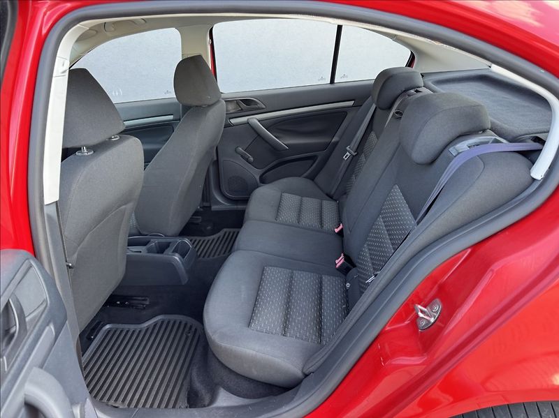 Škoda Octavia 1,6 MPi 75kW tažné původ ČR - fotka 19 z 50