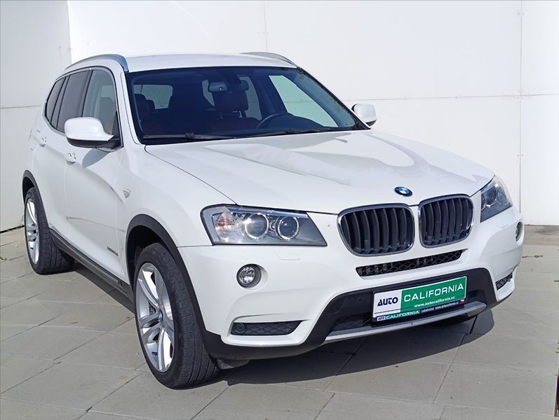 BMW X3 2,0 D X-drive aut. Kůže Bi-xen - fotka 4 z 53