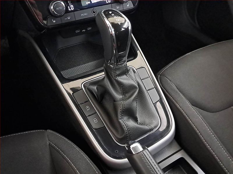 Škoda Fabia (2024) Top Selection 1.0 TSI - fotka 12 z 16