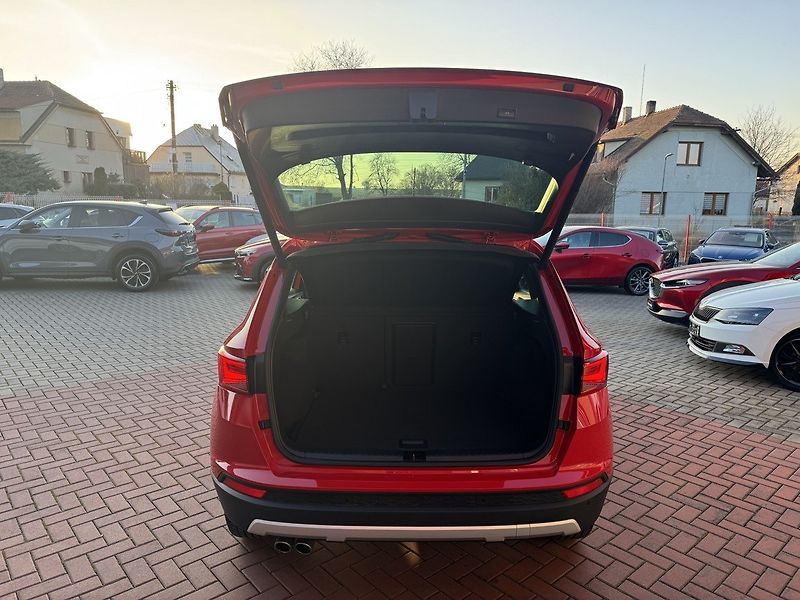 Seat Ateca (2016) 1.4TSi DSG LED Navi Kamera - fotka 20 z 48