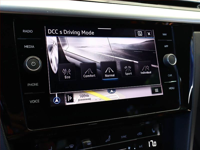 Volkswagen Arteon (2021) 2.0 TDI 4Motion - fotka 15 z 21