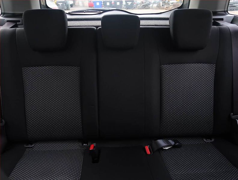 Suzuki Vitara (2019) 1.4 BoosterJet, 4X4, Tempomat - fotka 10 z 21