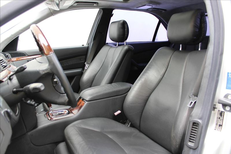 Mercedes-Benz Třídy S S 600 Long V12 / Lorinser - fotka 13 z 43