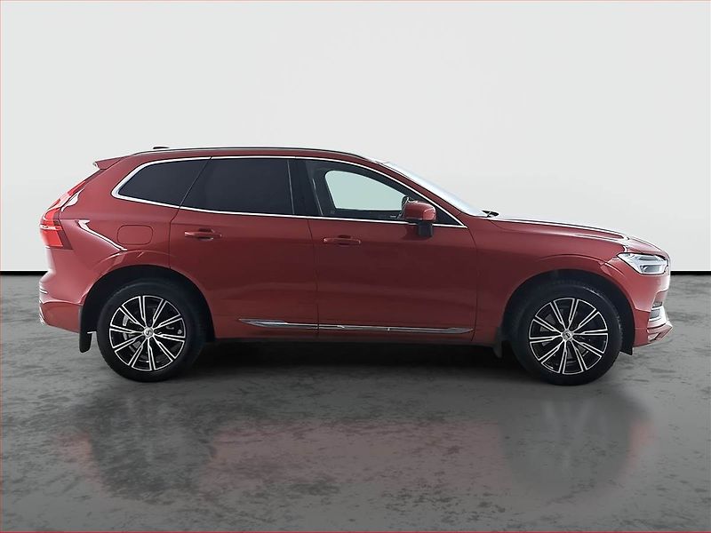 Volvo XC60 (2018) D4 AWD - fotka 6 z 24