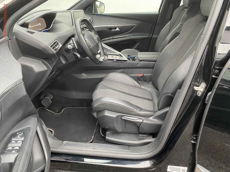 Peugeot 5008 (2019) 1.2 PT, GT Line, AT, LED - fotka 10 z 19