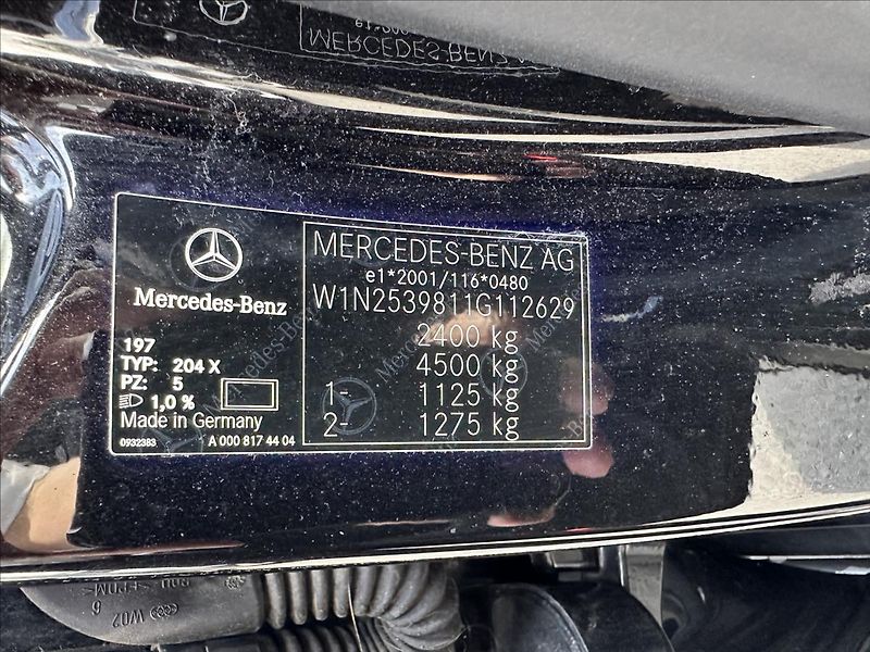 Mercedes-Benz GLC 200 4MATIC AMG linie - fotka 13 z 13