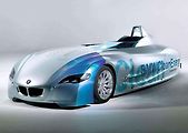 Na počátku tisíciletí mělo BMW koncept vodíkového závodního auta