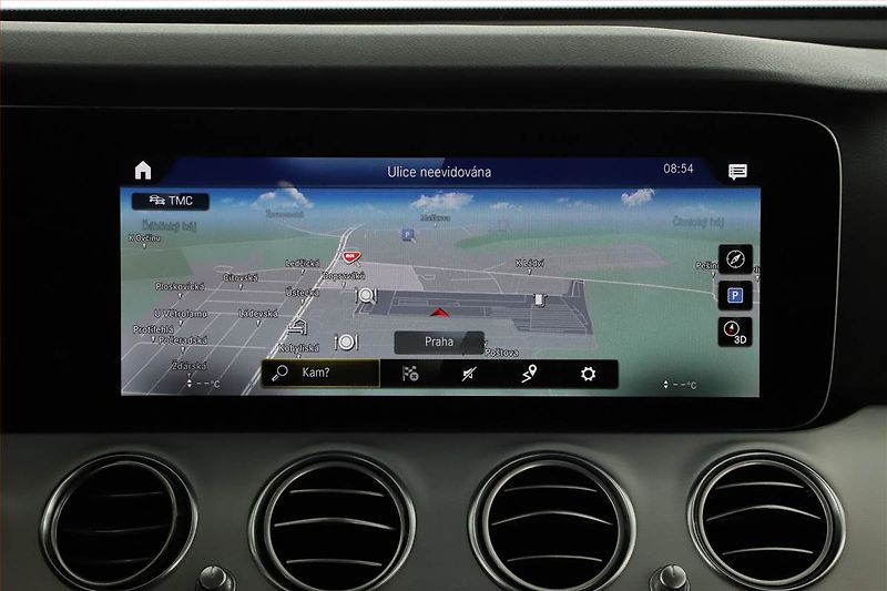 Mercedes-Benz Třídy E (2020) AMG Paket E 220 d 4MATIC - fotka 13 z 21