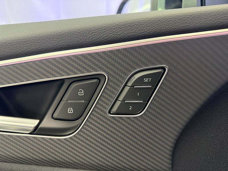 Audi Q8 50TDI QUATTRO S-LINE, WEBASTO, - fotka 32 z 38
