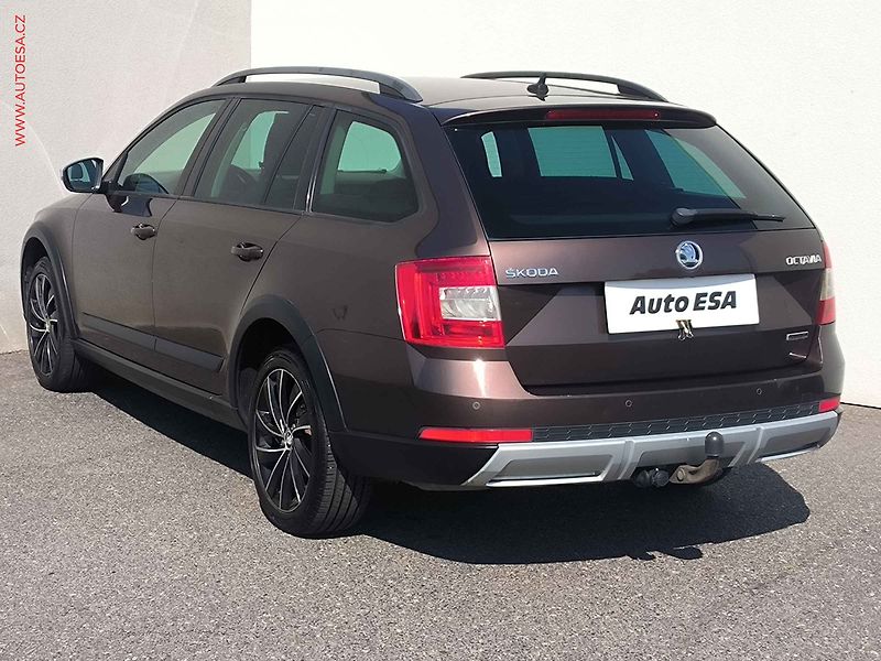 Škoda Octavia (2015) 2.0TDI 4x4, ČR, Scout, navi - fotka 6 z 19