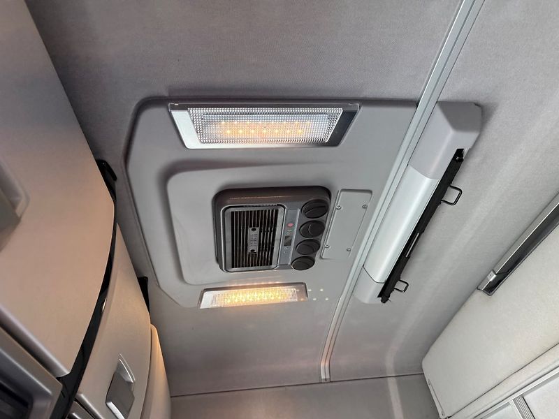 Renault T480 EURO 6 MEGA/lowdeck - fotka 16 z 19