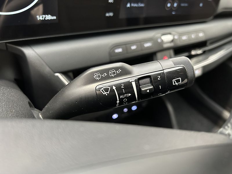Kia K4 1.6 T-GDi EXCLUSIVE 110 KW (20 - fotka 11 z 29