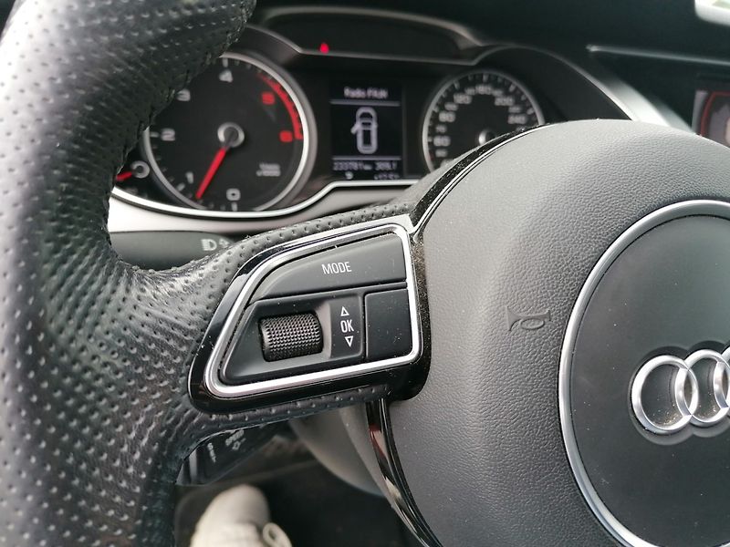 Audi A4 Allroad (2012) 3.0 TDi Quattro - fotka 15 z 25