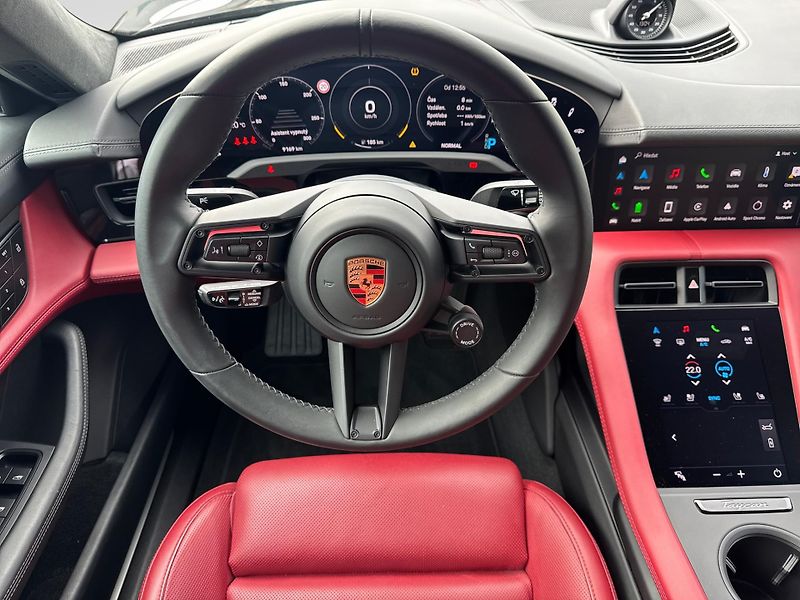 Porsche Taycan Turbo Sport Turismo - fotka 17 z 30