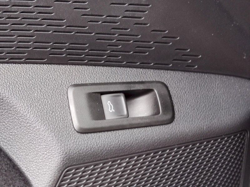 Škoda Octavia (2025) Top Selection 1,5 Tsi 110 Kw D - fotka 26 z 36
