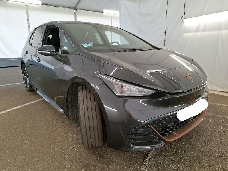 Cupra Born XL-BAT SOH-95,4% PŘIPRAVUJEME - fotka 5 z 9
