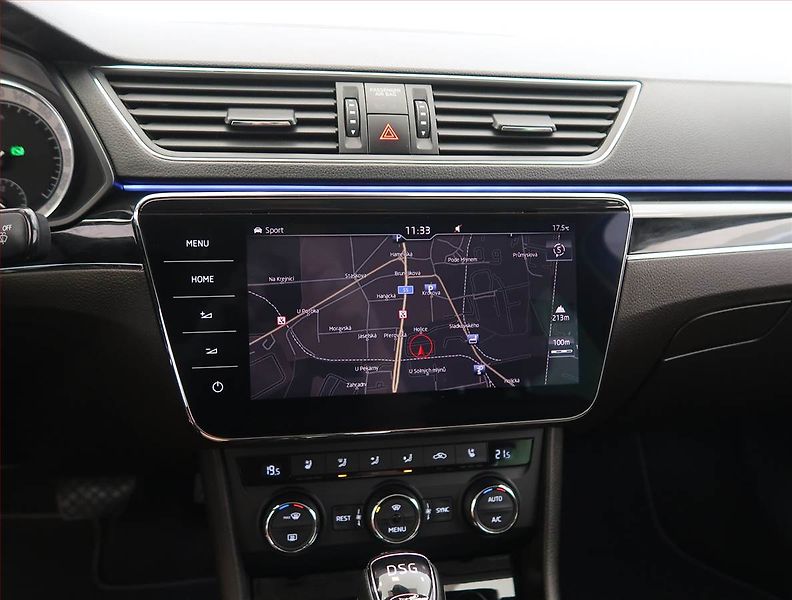 Škoda Superb (2016) Laurin&Klement 2.0 TSI - fotka 16 z 31
