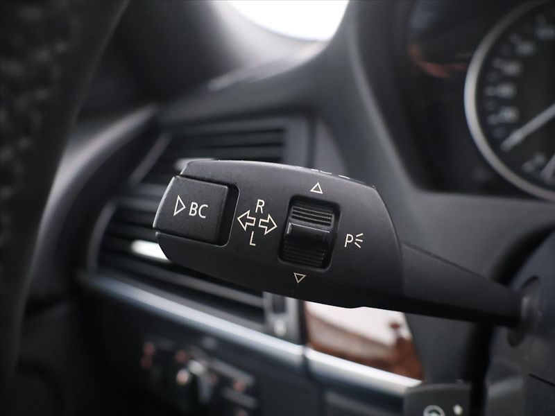 BMW X5 3,0 xDrive 40da 225kW 7-Míst - fotka 20 z 35