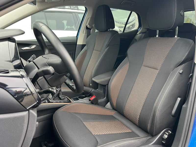 Škoda Fabia Selection 1,0 TSI 85KW - fotka 8 z 27