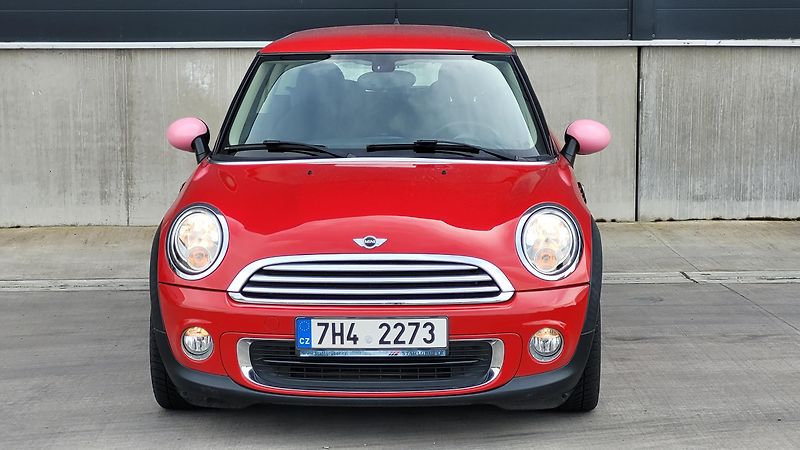Mini One 1,6i 55Kw  - fotka 2 z 21