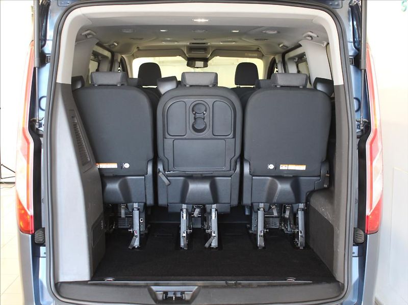 Ford Tourneo Custom 2,0 EB 95kW MT L1 Titan.8-míst - fotka 20 z 21