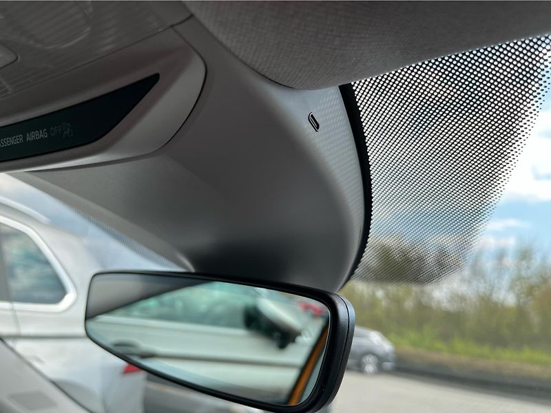 Škoda Fabia 1.0TSI 85kW TOP SELECTION - fotka 20 z 27