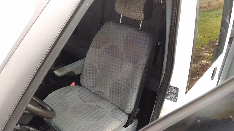 Ford Transit (2013) 2,2TDCI,92KW,4X4,7MÍST,TAŽNÝ - fotka 16 z 25