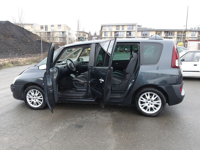 Renault Espace 2,0DCi 110kW 2 x ALU KOLA - fotka 12 z 36