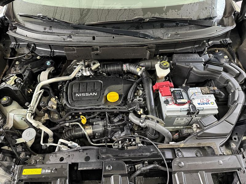 Nissan X-Trail (2015) 1,6 4WD - fotka 6 z 18