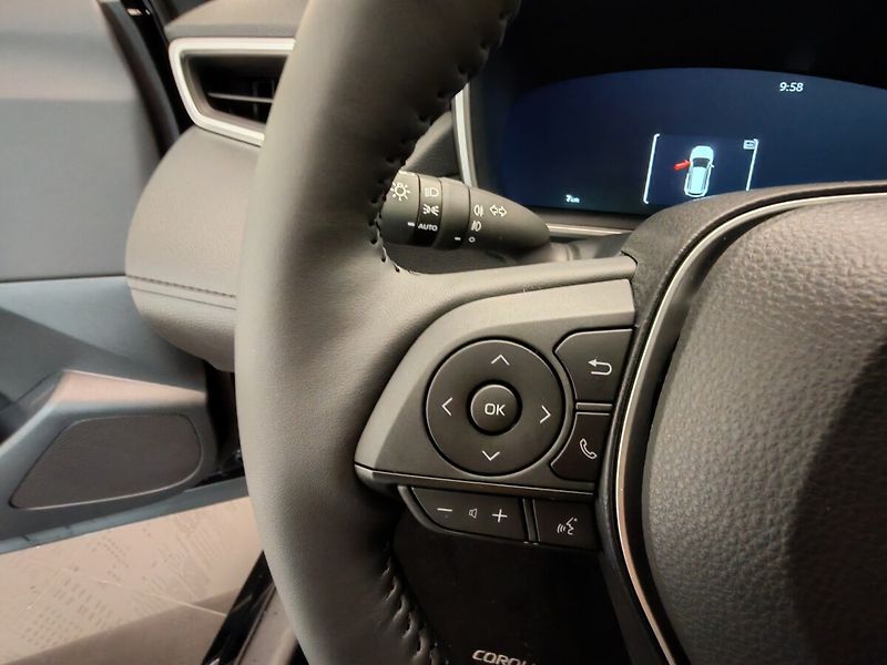 Toyota Corolla Cross 2.0 Hybrid 4x2 Executive - fotka 27 z 36