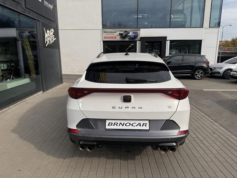 Cupra Formentor VZ 2.0TSI 4x4 DSG AKRAPOVIČ - fotka 6 z 11