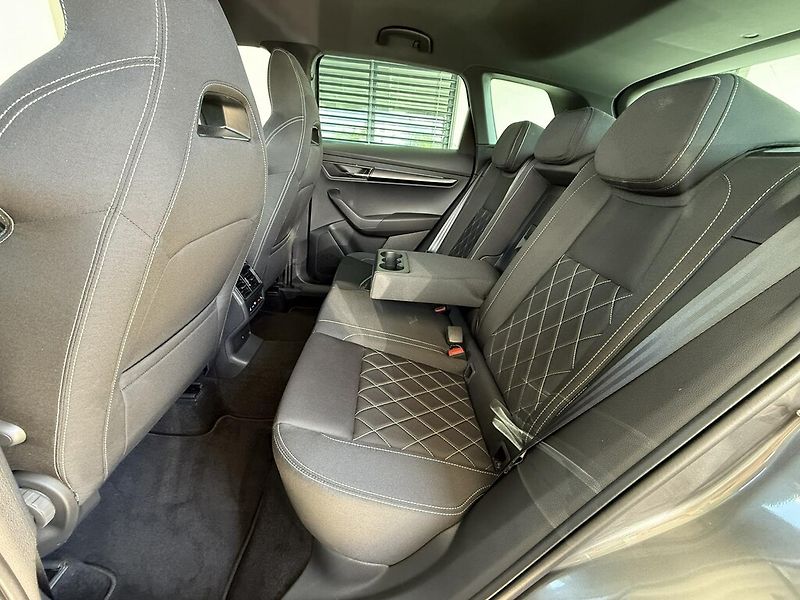 Škoda Karoq DSG 1,5TSi 110kW SportLine - fotka 22 z 24