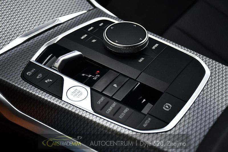 BMW Řada 3 320D xDrive M-SPORT ČR 1.M - fotka 34 z 60