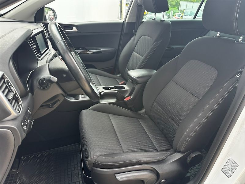 Kia Sportage 1,6 TDGI 97kW-CZ - fotka 10 z 41