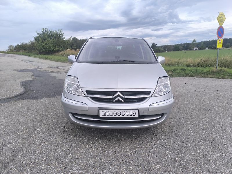 Citroën C8 (2011) 2.0 7MÍST - fotka 2 z 41