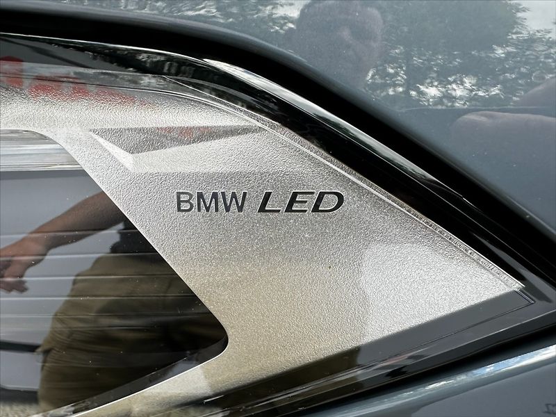 BMW X1 2,0 140kW-xDRIVE-CZ-DPH-VÝBAVA - fotka 41 z 44