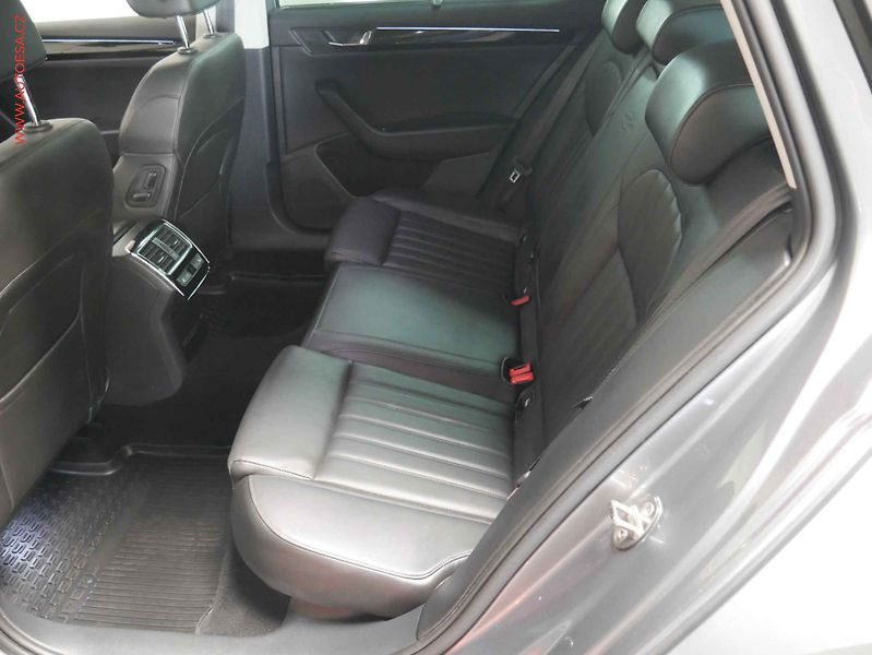 Škoda Superb (2016) 2.0 TDi 4x4, ČR, L&K, DSG - fotka 10 z 25