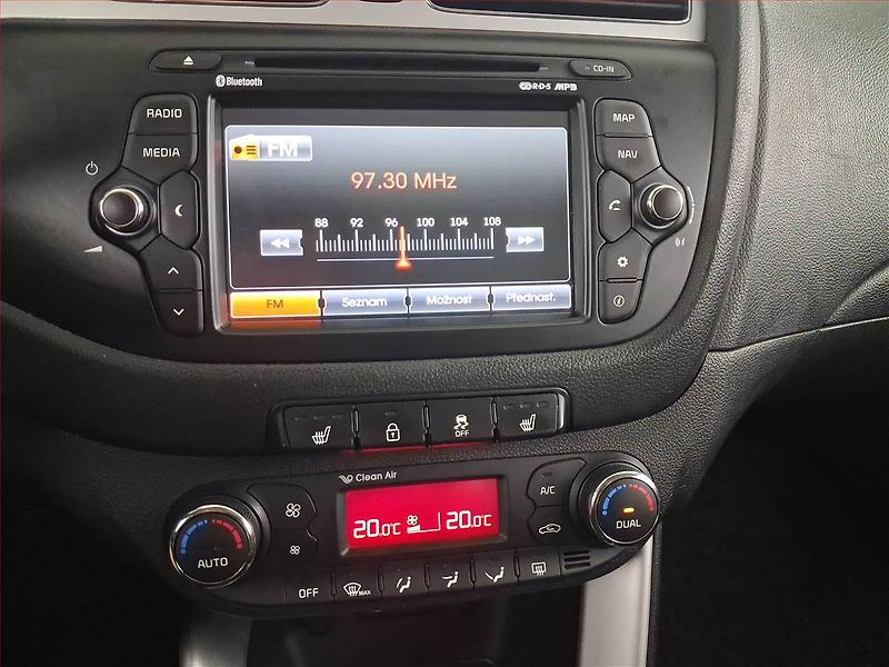 Kia Ceed (2013) 1.6 GDI, Navi, Tempomat - fotka 12 z 16