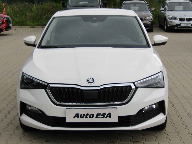 Škoda Scala (2022) 1.5 TSi, ČR, Style, DSG - fotka 2 z 15