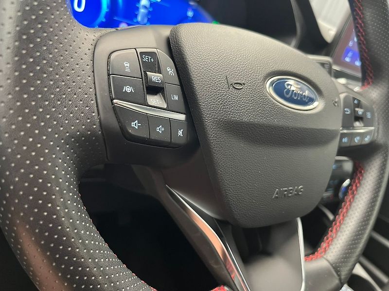 Ford Kuga 2.5 Duratec HEV 4x4 ST-LINE - fotka 19 z 66